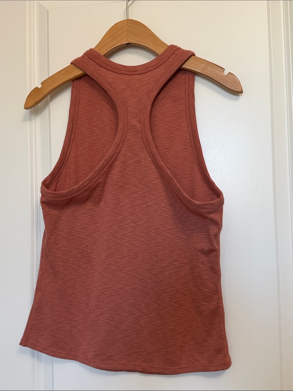 Vuori Ribbed Tank Top in Rust - Picture 8 of 8